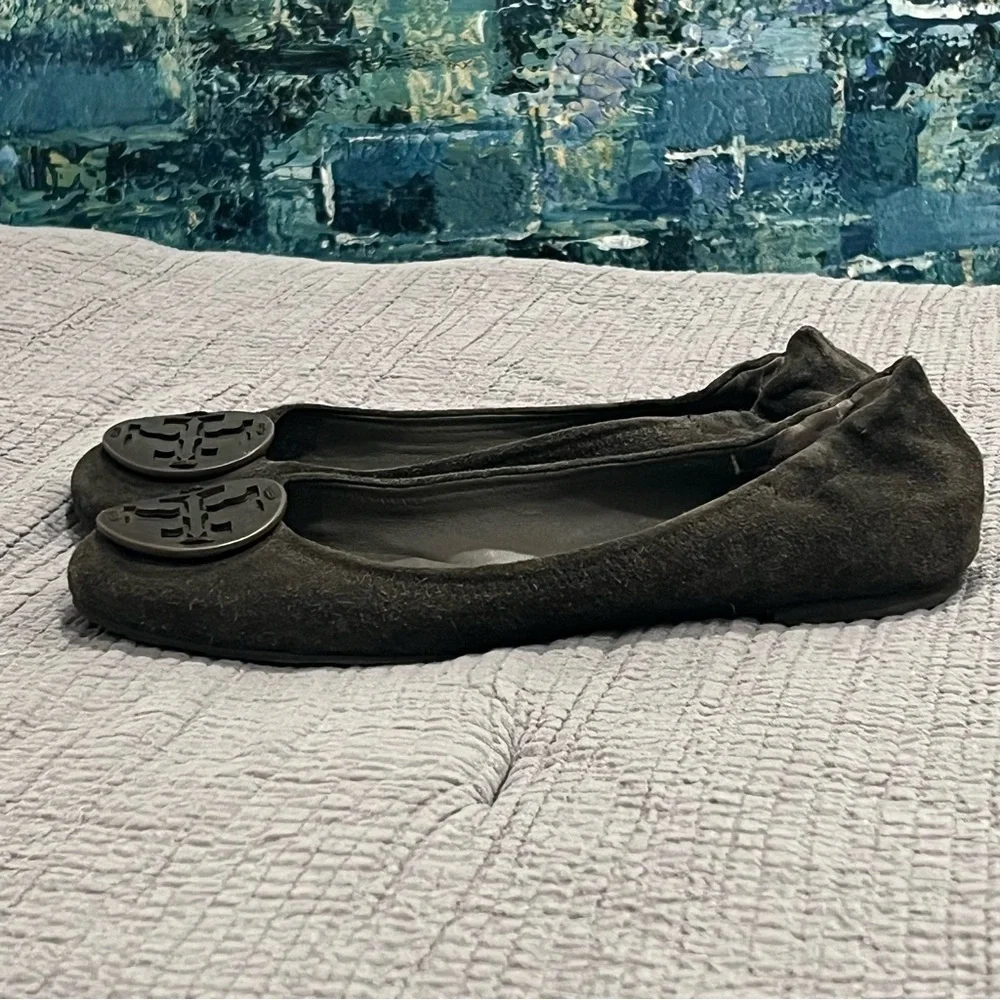 Tory Burch Reva Gray Heron Ballet Flat Suede Sz 8.5 Shoes